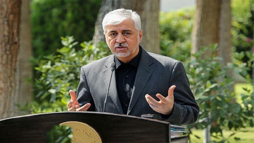 Iranpress: Sports Min. says tries to Keep Esteghlal in Asian league
