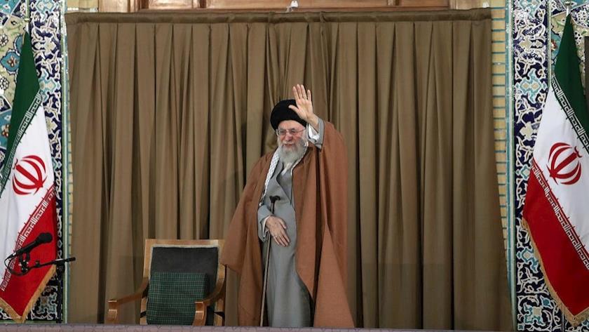 Iranpress: Poets, literature profs to meet Leader