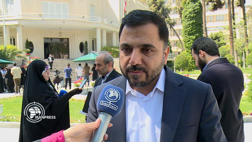 Iranpress: ICT Ministry determined to commercialize satellite services