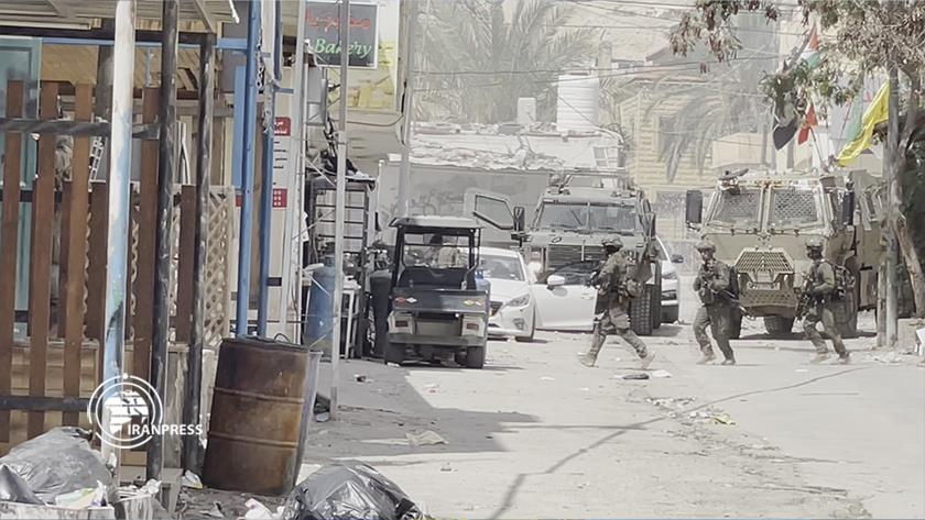 Iranpress: Israelis attack camp in Jenin