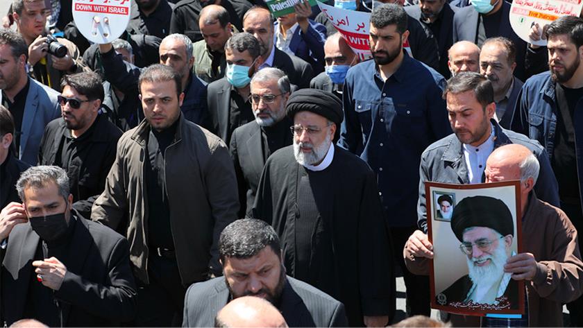 Iranpress: Pres. Raisi: Normalization of ties with Israel brings no security