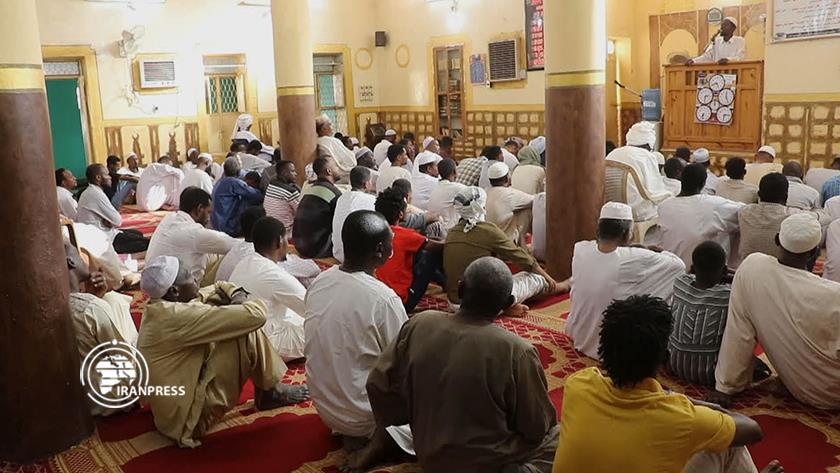 Iranpress: Eid al-Fitr prayers held in Sudan despite clashes