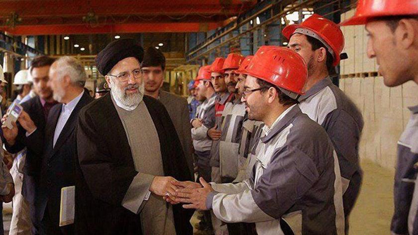 Iranpress: Iran successfully tests indigenized aircraft engine