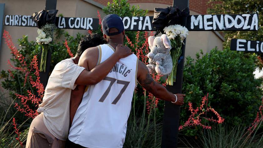 Iranpress: Allen mall shooting in US Texas leaves 3 children dead among others