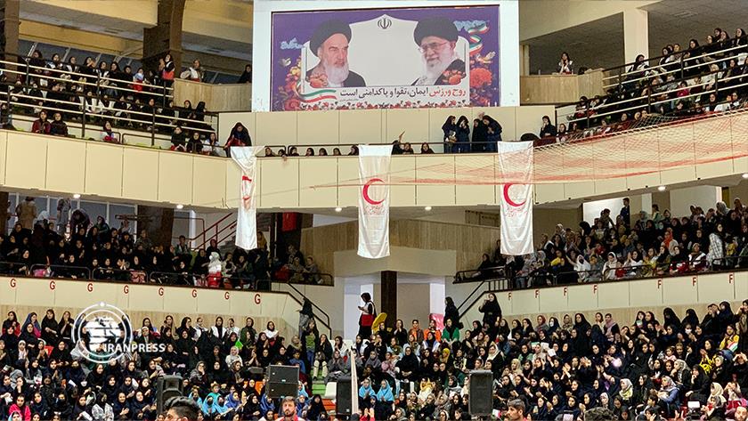 Iranpress: Iranian Red Crescent capabilities demonstrated in Tabriz