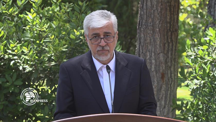 Iranpress: Iran to exploit 1,000 artificial turfs till winter