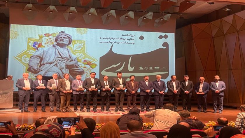 Iranpress: Commemoration ceremony of Ferdowsi in Tehran