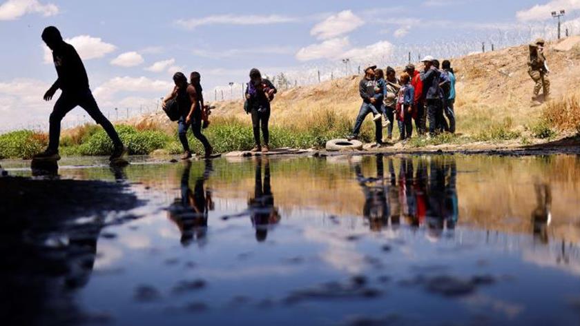 Iranpress: US warns against crossing Mexico border illegally as Title 42 ends