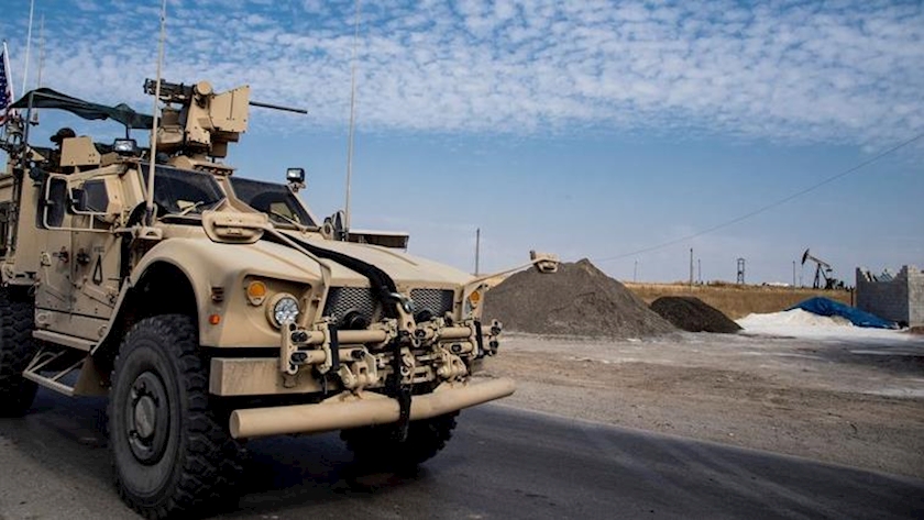 Iranpress: US occupation continues looting Syrian oil