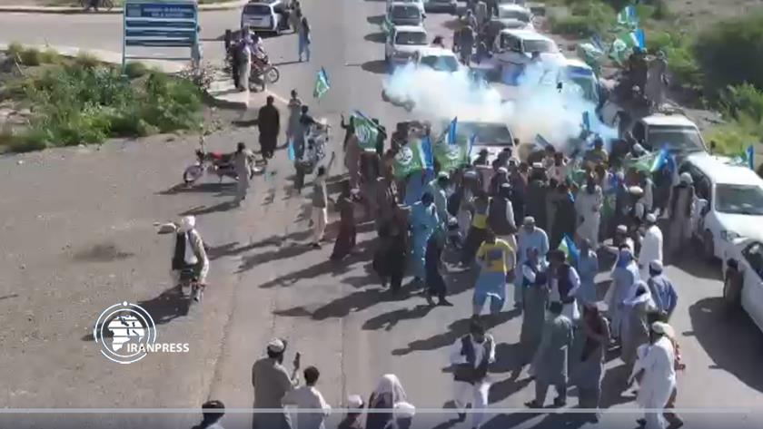 Iranpress: Suicide bomber attempts to kill Jamaat-e-Islami head in SW Pakistan