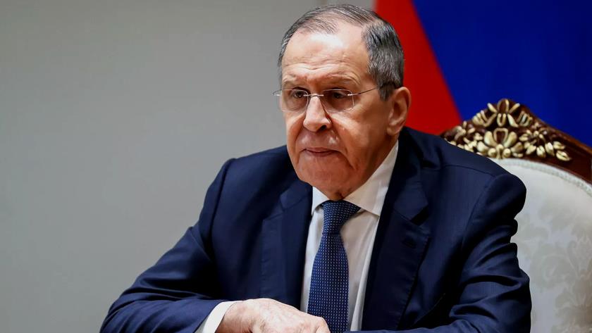 Iranpress: Global de-dollarization begins in practice, conceptual speeches: Russian FM