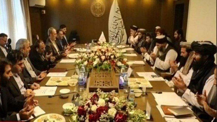 Iranpress: Iranian High ranking Military delegation headed for Kabul