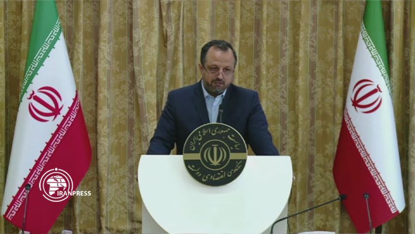 Iranpress: Iran announces short-term economic plan to curb inflation