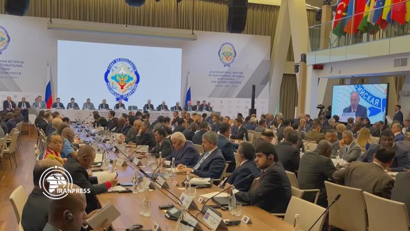 Iranpress: Putin: Western policy leads to insecurity 