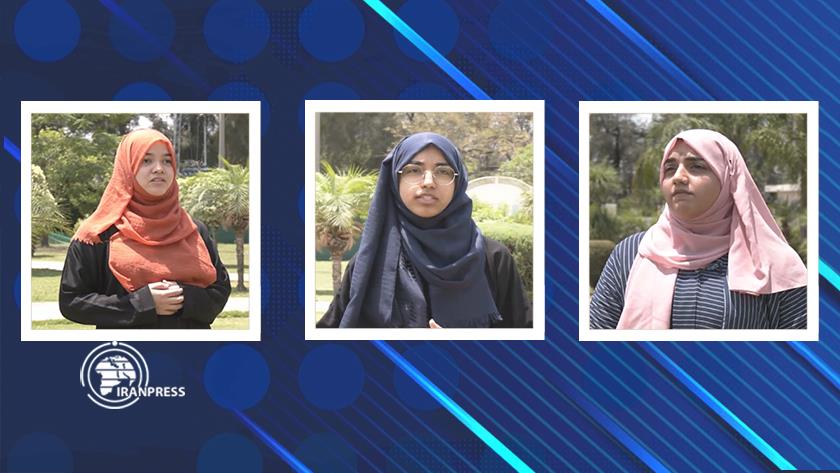 Iranpress: Pakistani youth pays tribute to Imam Khomeini