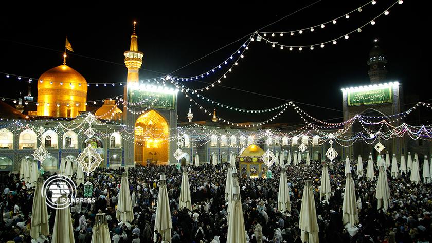 Iranpress: Imam Reza birth anniv. celebrated in Mashhad