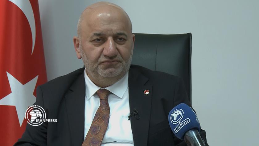 Iranpress: Imam Khomeini hoisted flag of resistance: Turkish official
