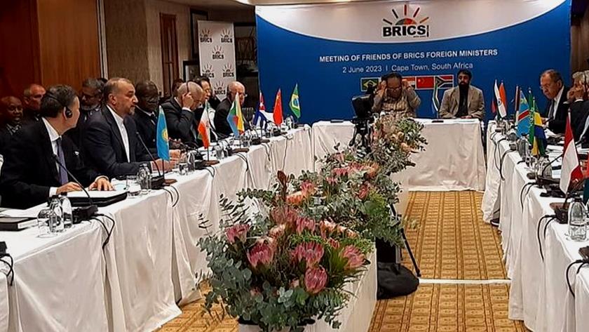 Iranpress: Tehran to expand ties with 3 BRICS countries: Iranian FM