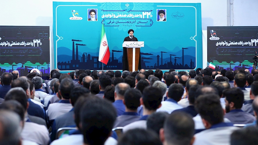 Iranpress: Iranians