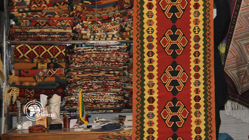 Iranpress: Iran celebrates World Handicrafts Day