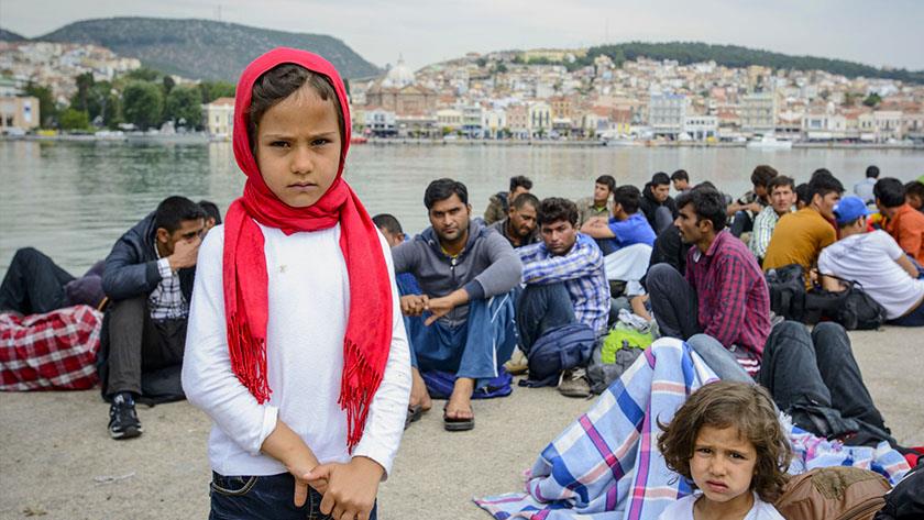 Iranpress: 96 illegal immigrants detained after raids in Istanbul