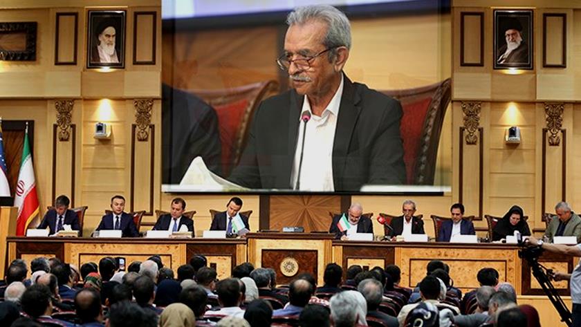Iranpress: Iran, Uzbekistan bolster trade ties