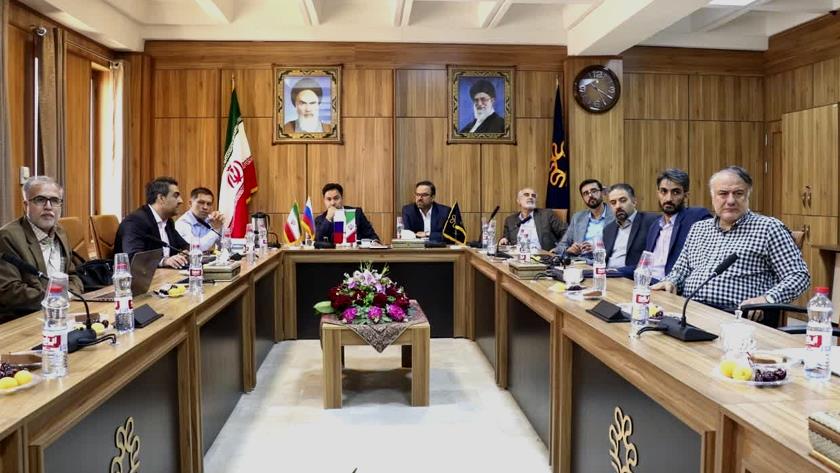 Iranpress: Iranian, Russian universities sign scientific cooperation agreement 