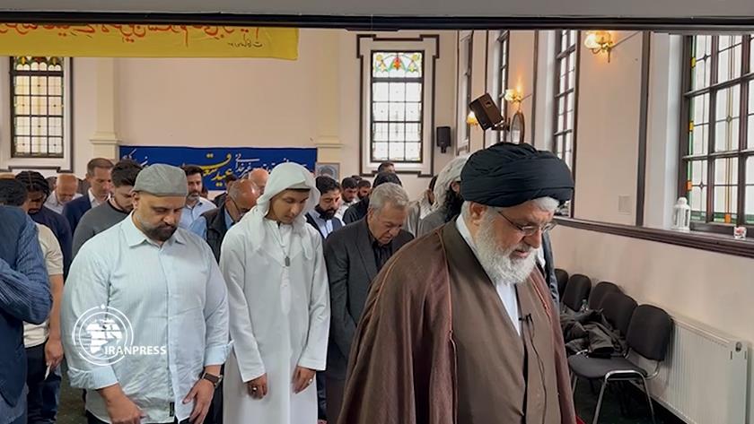 Iranpress: Muslims perform Eid al-Adha Prayer in UK