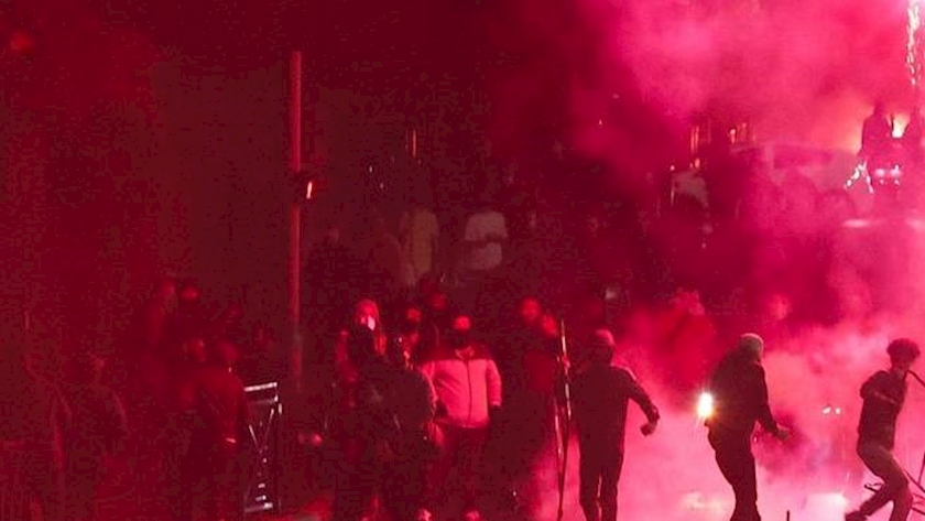 Iranpress: France faces unprecedented waves of looting and vandalism