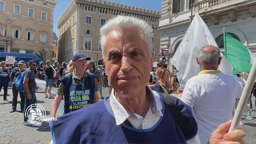 Iranpress: Italian homeless workers stage protest in Italy