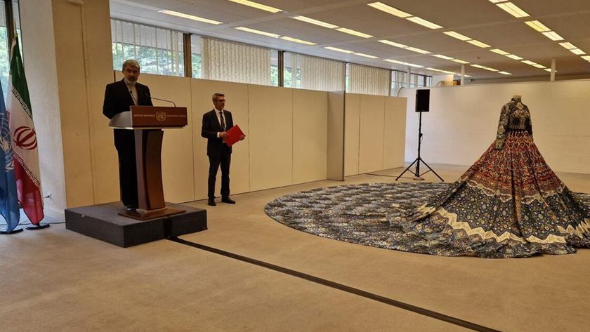 Iranpress: UN hosting exhibition of Iranian women clothing