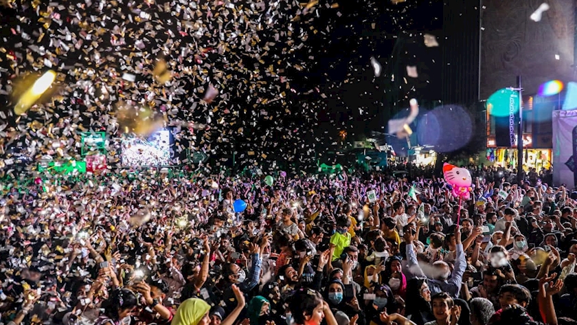 Iranpress: Iranians honor, celebrate Ghadir occasion