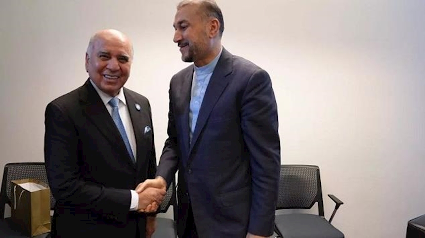 Iranpress: Iranian FM meets with his Iraqi counterpart in Baku