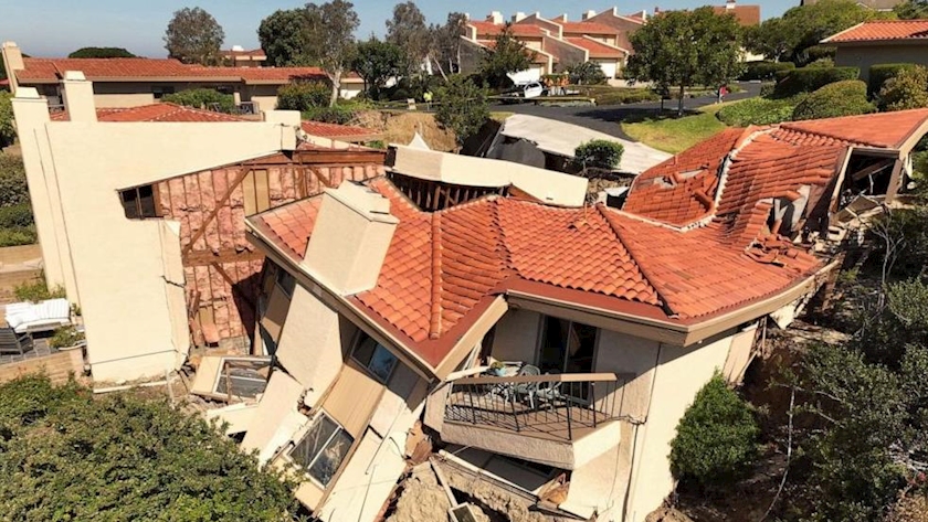 Iranpress: Landslide in Southern US California evacuates multiple homes