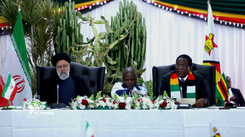 Iranpress: Raisi: Iran ready to share its experiences with Zimbabwe