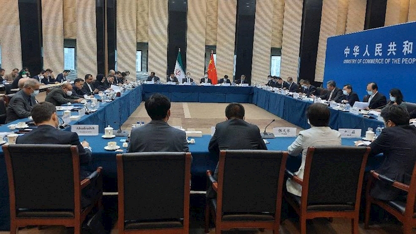 Iranpress: Joint projects of Iran, China will be operational from next month, says minister