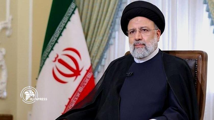 Iranpress: President Raisi congratulates young Iranian volleyball players on championship