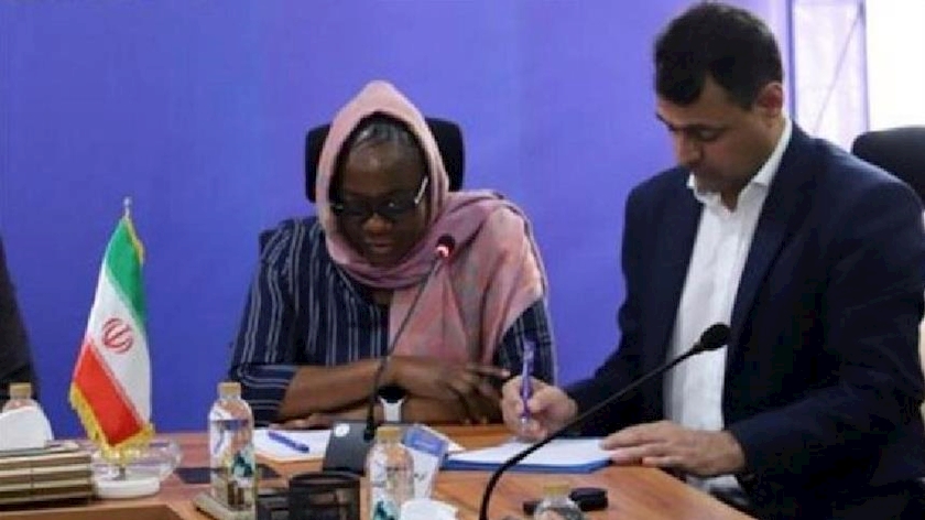 Iranpress: UNICEF supports Iran