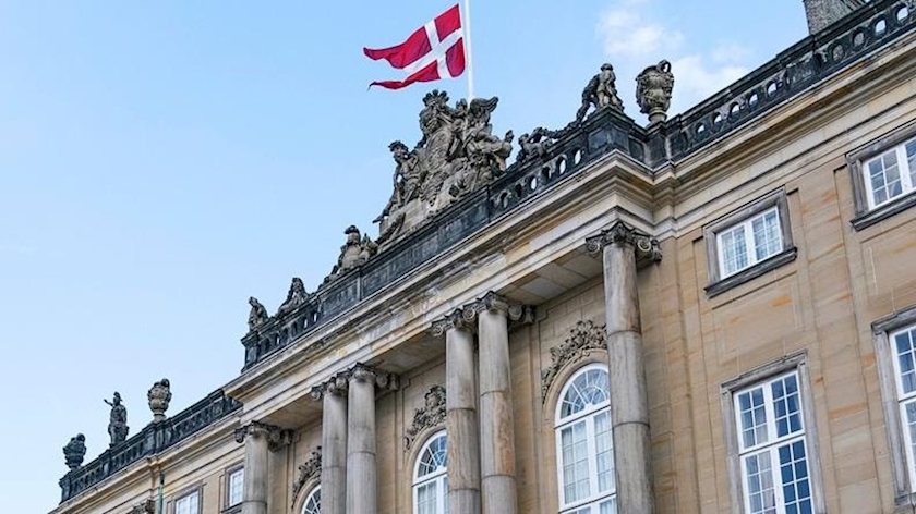 Iranpress: Danish gov