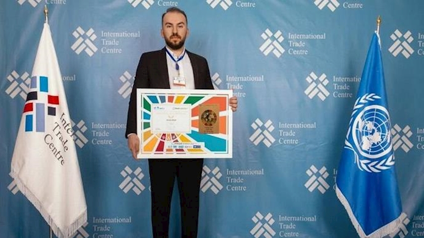 Iranpress: Iranian entrepreneur receives 2023 UN Green Economy Education Awards