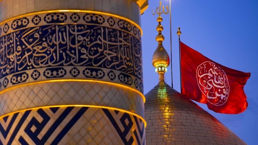 Iranpress: Pilgrims attended Hazrat Abbas