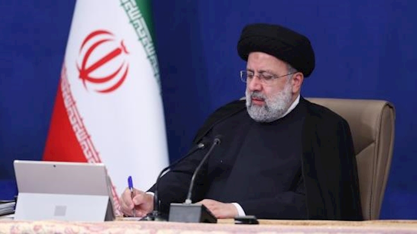 Iranpress: President Raisi sympathizes with pakistan