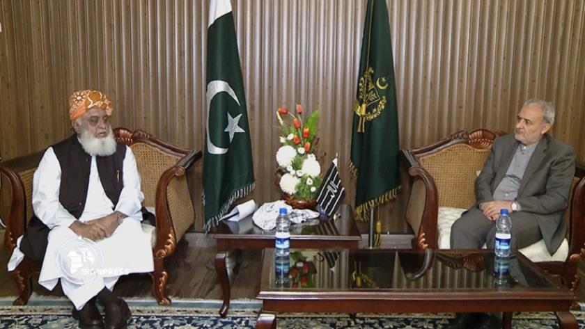 Iranpress: Iran ambassador condoles Pakistanis over death of innocent people