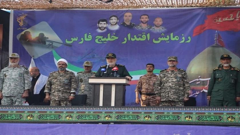 Iranpress: Iran vows crushing response to any threats of enemies