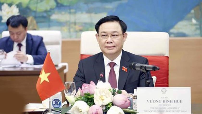 Iranpress: Vietnamese Parliament speaker on his way to Tehran