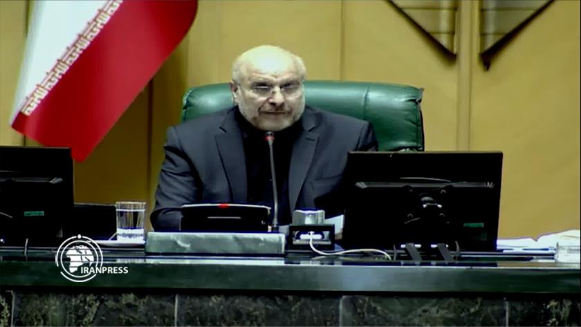 Iranpress: Ghalibaf: Iran; Nation of Imam Hossein ( AS)