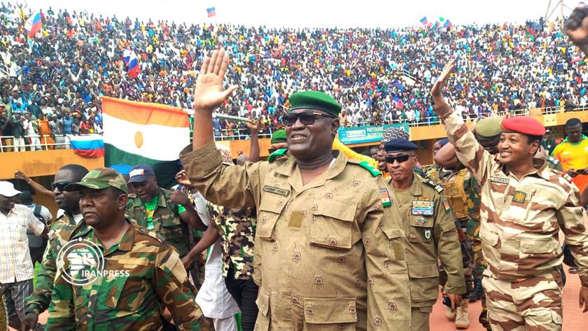 Iranpress: End of ultimatum; Niger people show their unity