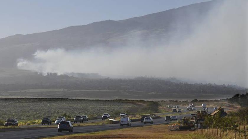 Iranpress: Hawaii wildfires burn homes, force evacuations
