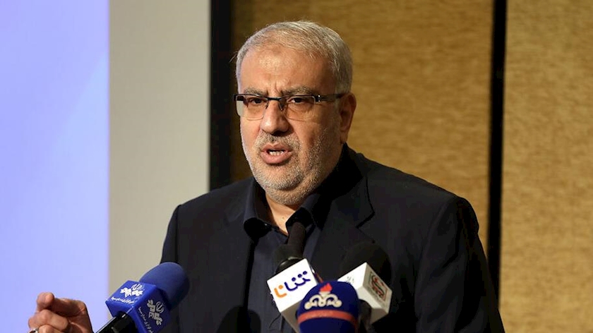 Iranpress: Not a cent of oil revenues blocked in President Raisi