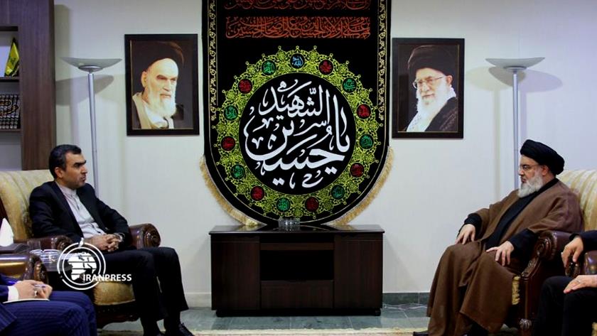 Iranpress: Iranian delegation meets with Secretary General of Hezbollah